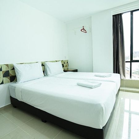 Grand Bagan Hotel Butterworth Exterior foto